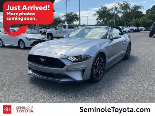 2022 Ford Mustang EcoBoost Premium