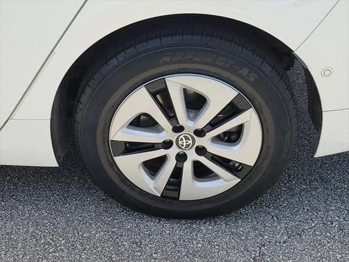 2018 Toyota Prius Three
