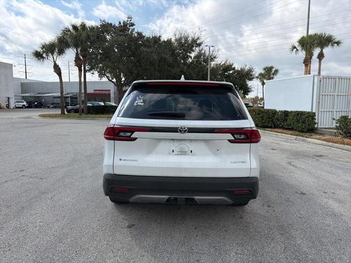 2025 Toyota Grand Highlander Limited