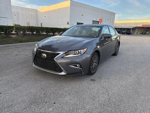 2017 Lexus ES 350 Base