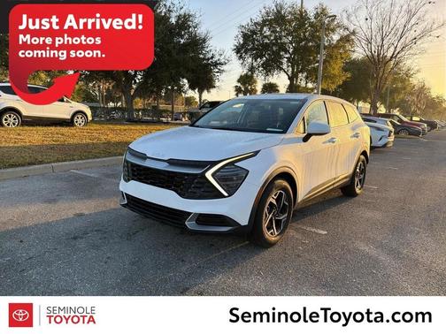 2025 Kia Sportage LX