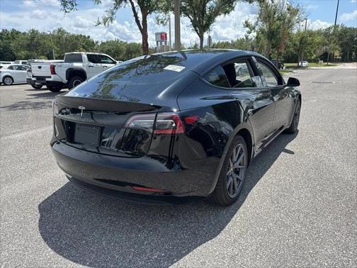 2022 Tesla Model 3 Standard Range
