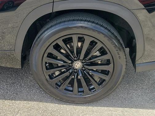 2024 Toyota Highlander XSE