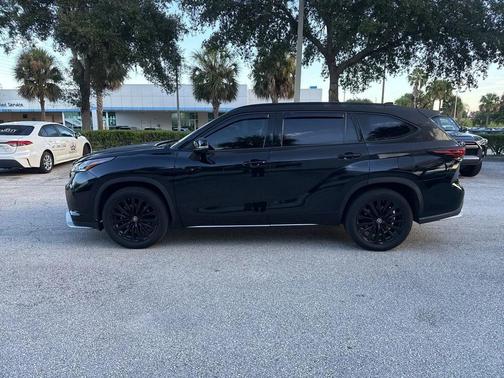 2024 Toyota Highlander XSE