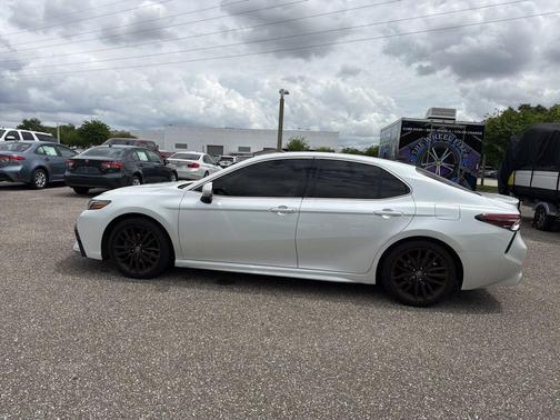 Wind Chill Pearl 2023 Toyota Camry XSE