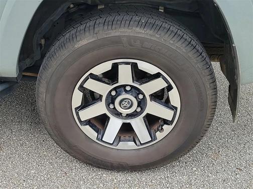 2022 Toyota 4Runner TRD Off Road