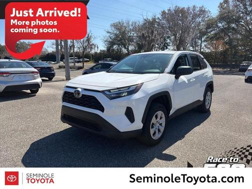 2024 Toyota RAV4 LE