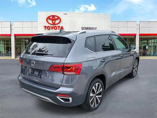 2024 Volkswagen Taos 1.5T SE