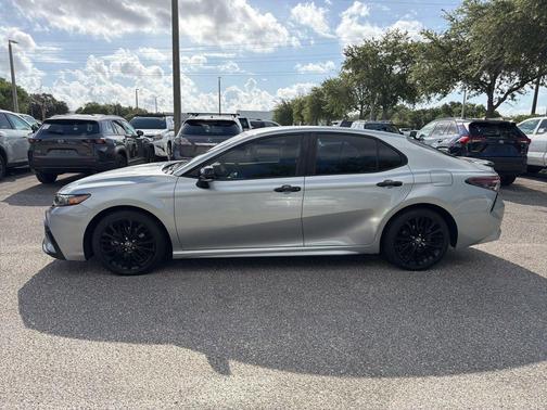 Celestial Silver Metallic 2021 Toyota Camry SE