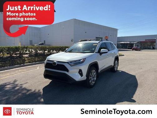 2025 Toyota RAV4 XLE Premium