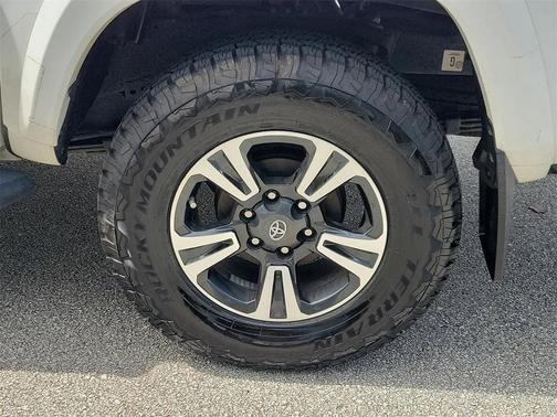 2019 Toyota Tacoma TRD Sport