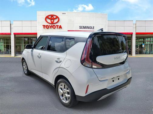 2024 Kia Soul LX