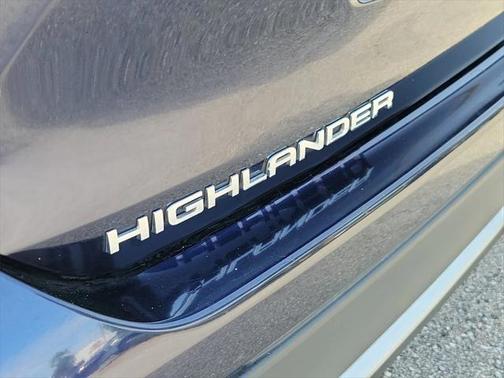 2024 Toyota Highlander XSE
