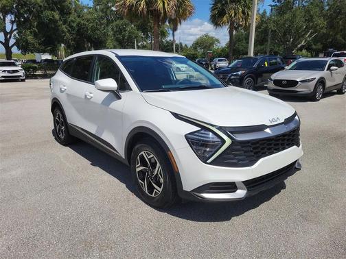 2024 Kia Sportage LX