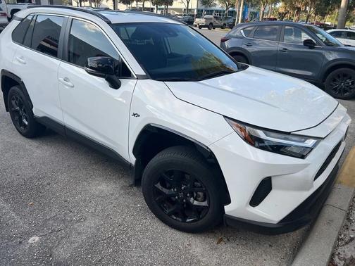 2024 Toyota RAV4 XLE