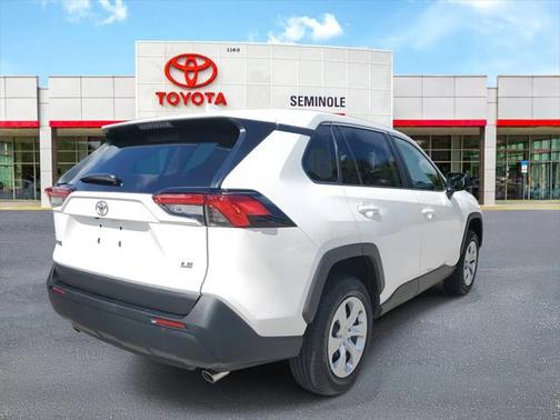 2025 Toyota RAV4 LE