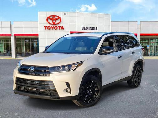 2019 Toyota Highlander SE