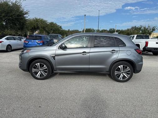 2024 Mitsubishi Outlander Sport SE