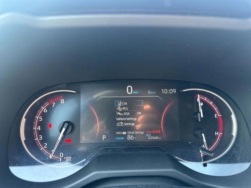 2024 Toyota RAV4 LE
