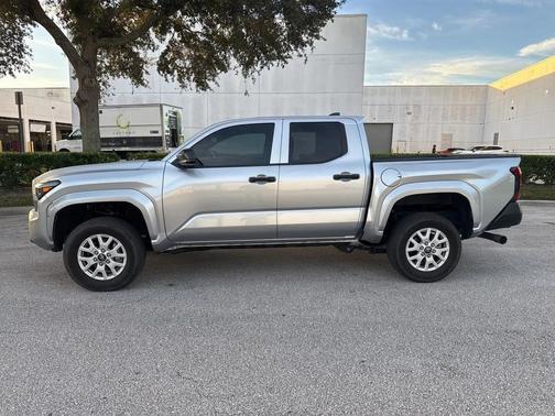 2024 Toyota Tacoma SR