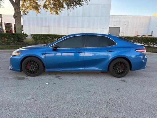 2019 Toyota Camry SE