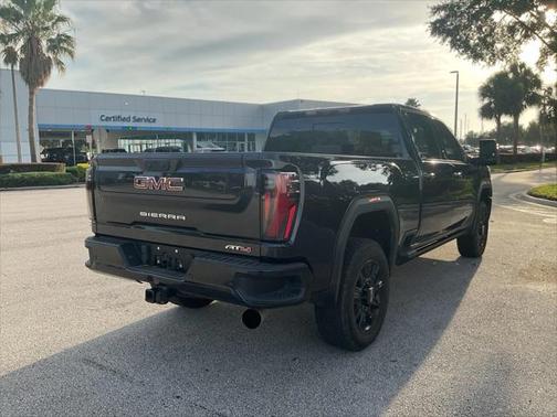 2024 GMC Sierra 2500 AT4