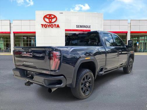 2024 GMC Sierra 2500 AT4