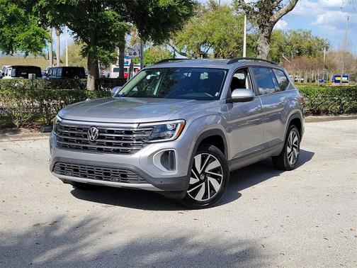 2024 Volkswagen Atlas 2.0T SE w/Technology