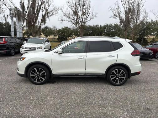 2020 Nissan Rogue SL