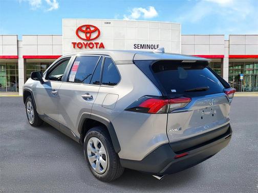 2025 Toyota RAV4 LE