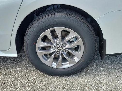 2025 Toyota Sienna XLE 7 Passenger