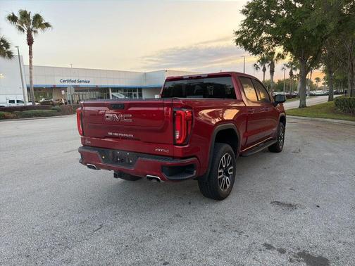 2025 GMC Sierra 1500 AT4