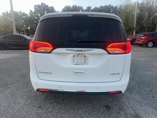 2018 Chrysler Pacifica Limited
