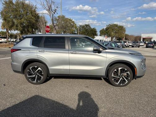 2024 Mitsubishi Outlander SE 2.5 S-AWC