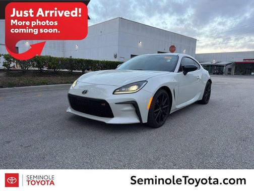 White 2025 Toyota GR86 Premium