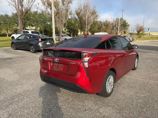 2017 Toyota Prius Four