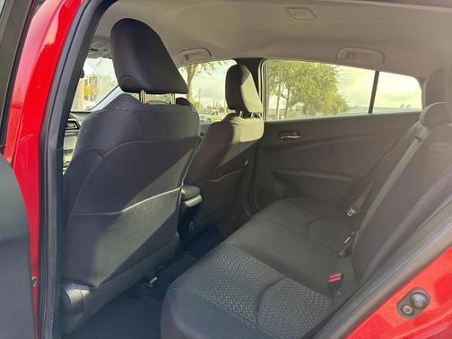 2017 Toyota Prius Four