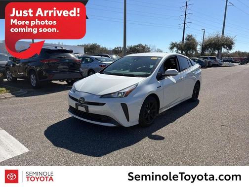 2020 Toyota Prius LE