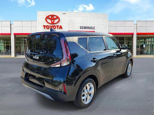 2024 Kia Soul LX