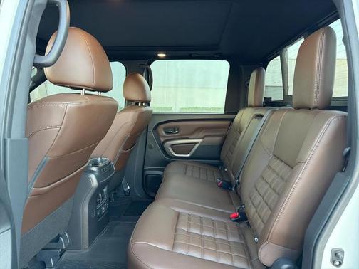 2024 Nissan Titan Platinum Reserve