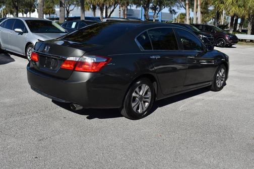 Photo 4 of 26 of 2015 Honda Accord LX