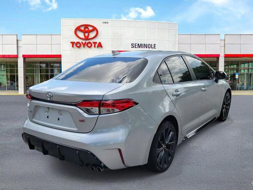 Classic Silver Metallic 2024 Toyota Corolla SE