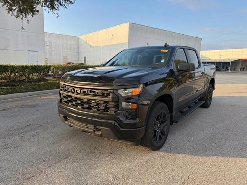 2022 Chevrolet Silverado 1500 Custom