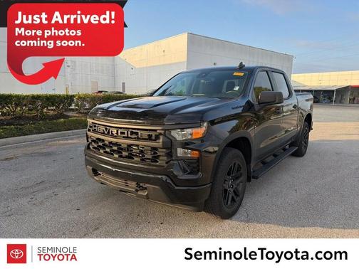 2022 Chevrolet Silverado 1500 Custom