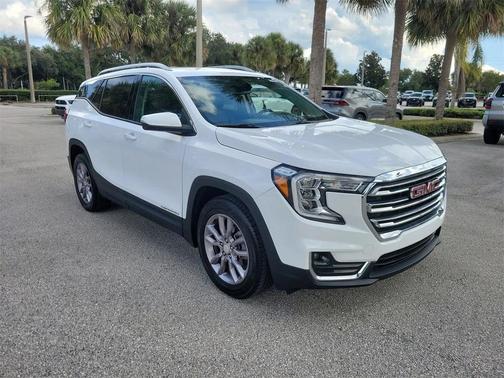 2023 GMC Terrain SLT