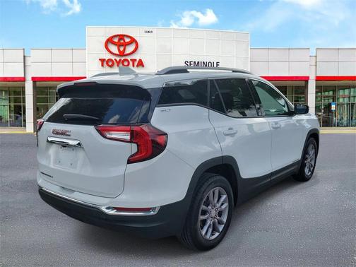 2023 GMC Terrain SLT