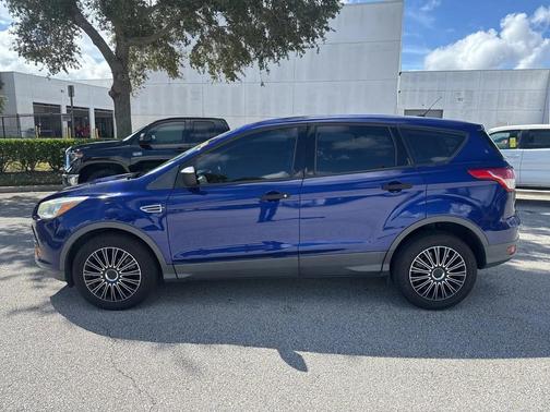 2016 Ford Escape S