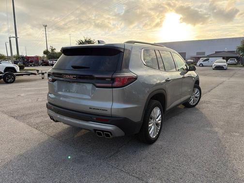 Sterling Metallic 2024 GMC Acadia FWD Elevation