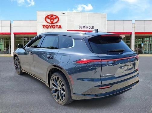 2025 Toyota Crown Signia Limited