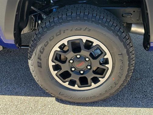2025 Toyota Tacoma TRD Off Road